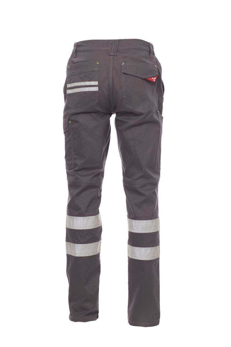 WORKER WINTER REFLEX
