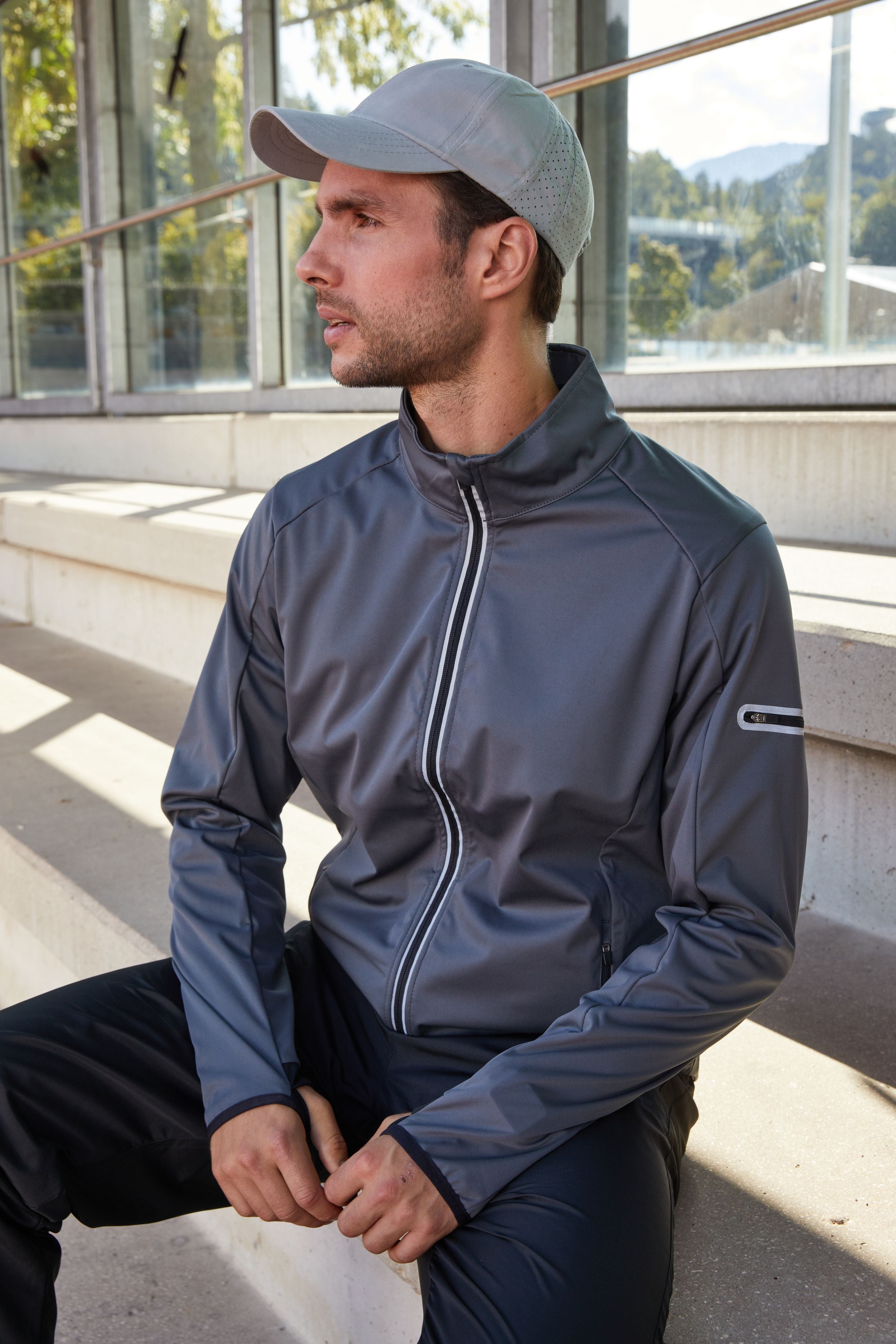 Men's Sports Softshell Jacket