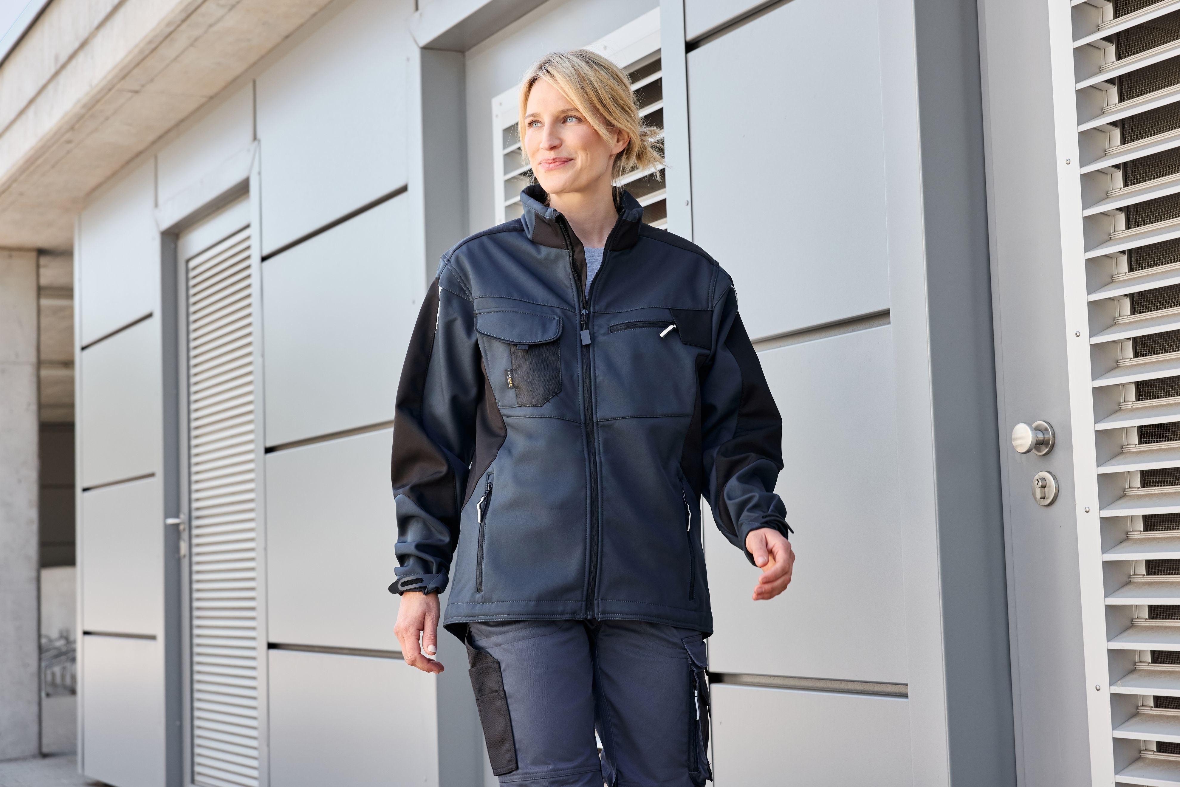 Workwear Softshell Jacket - STRONG -