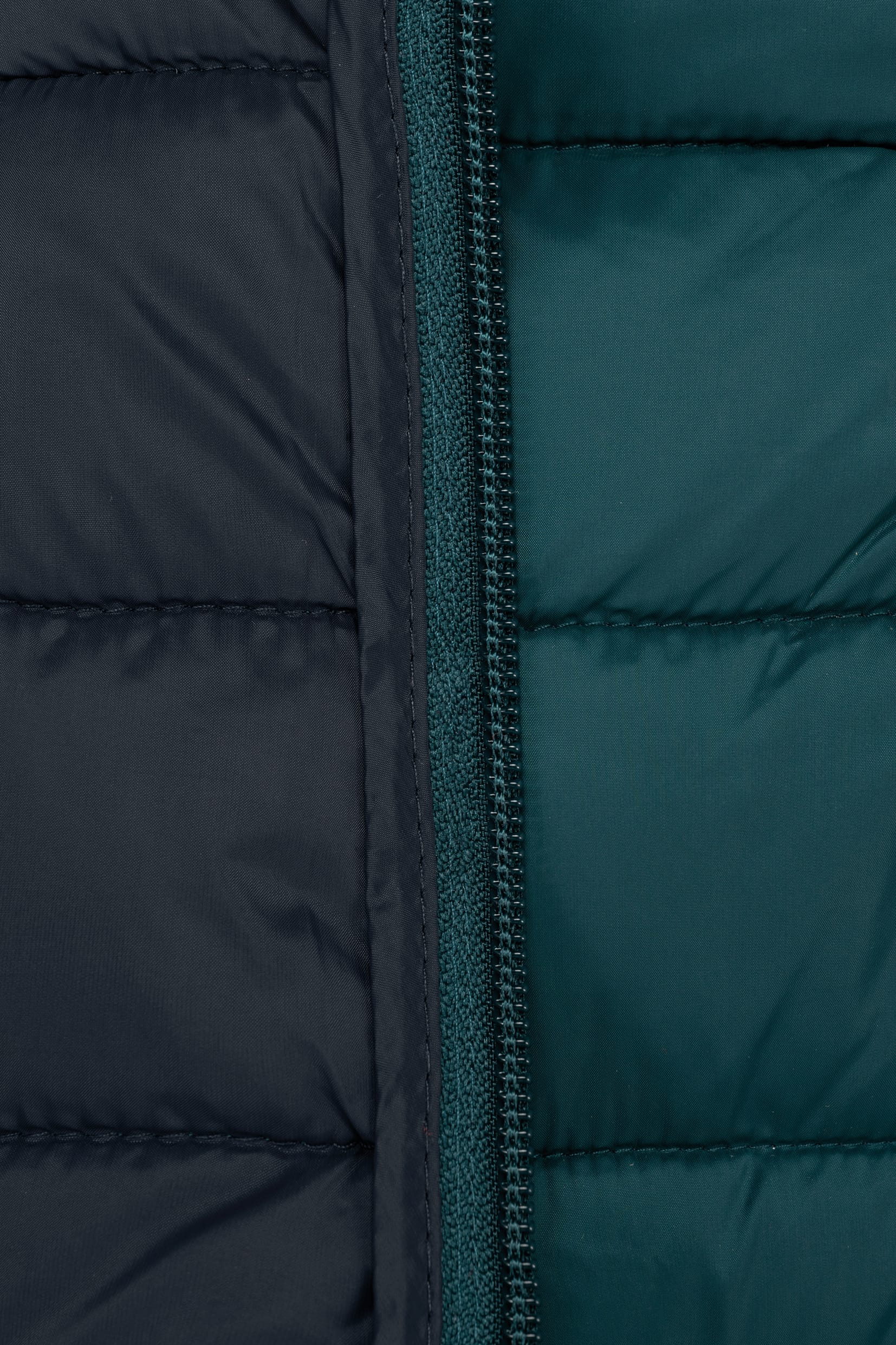 Ladies' lightweight sleeveless down jacket