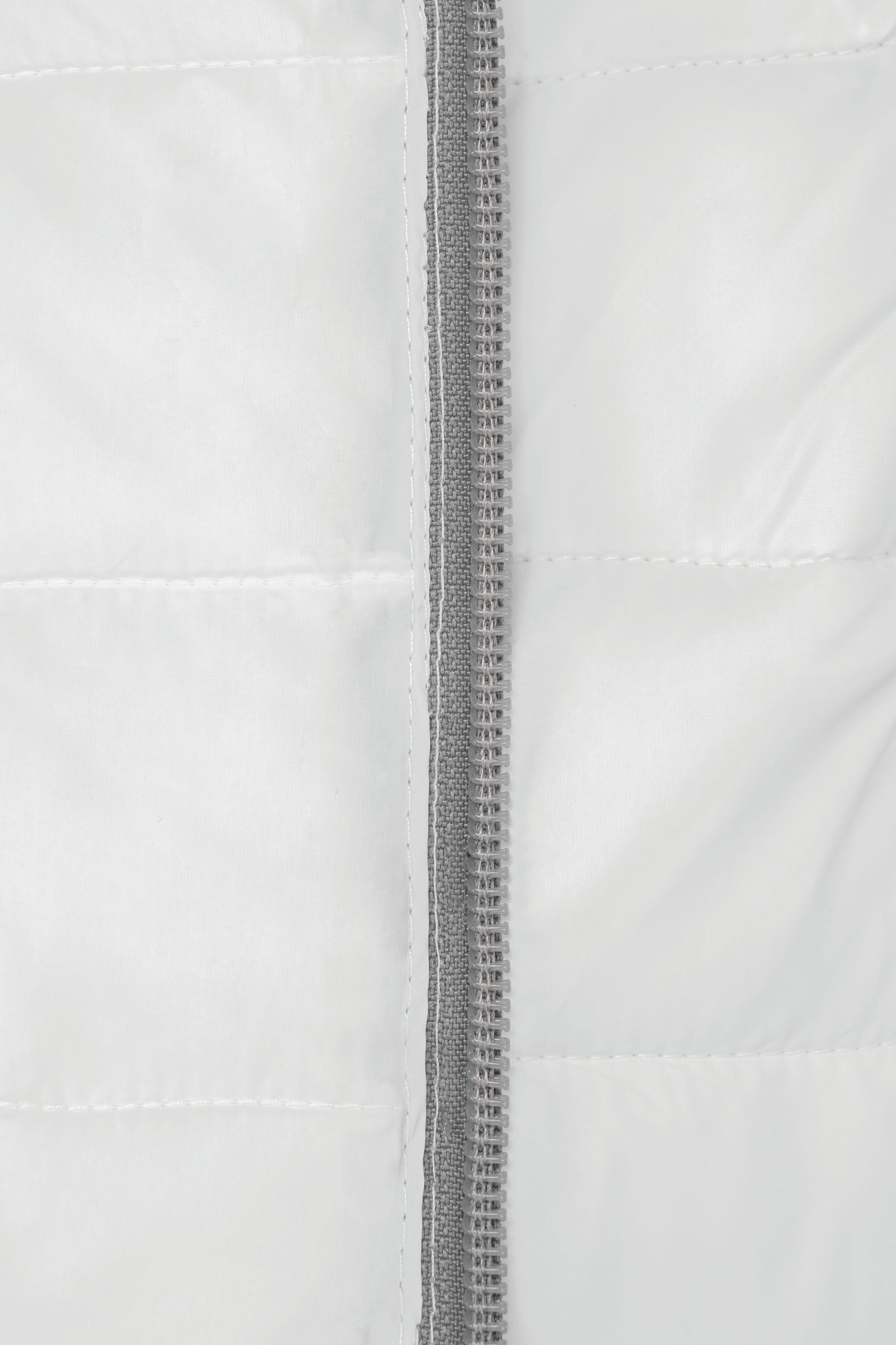 Ladies' lightweight sleeveless down jacket