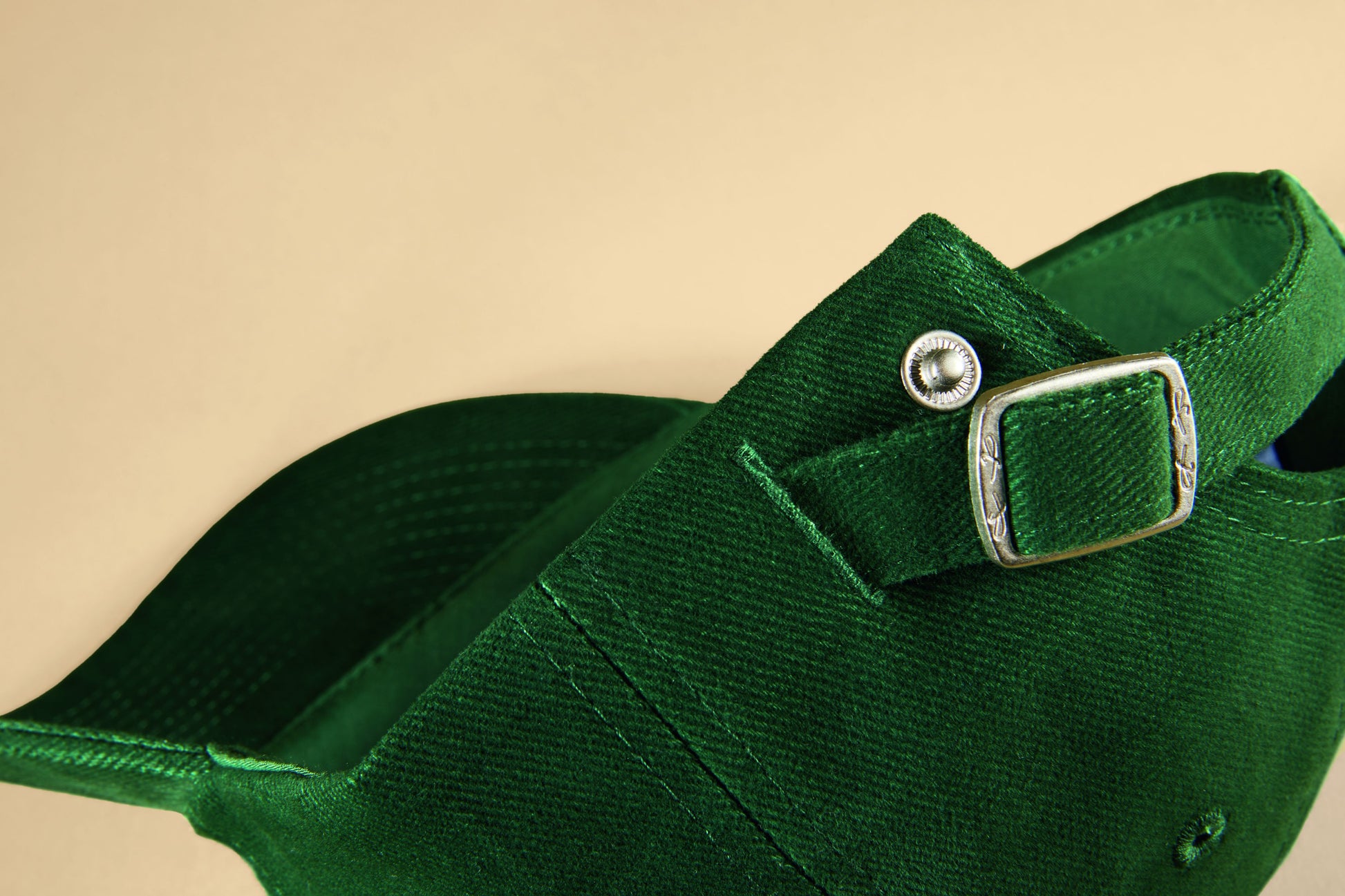 6 Panel Raver Cap Laminated