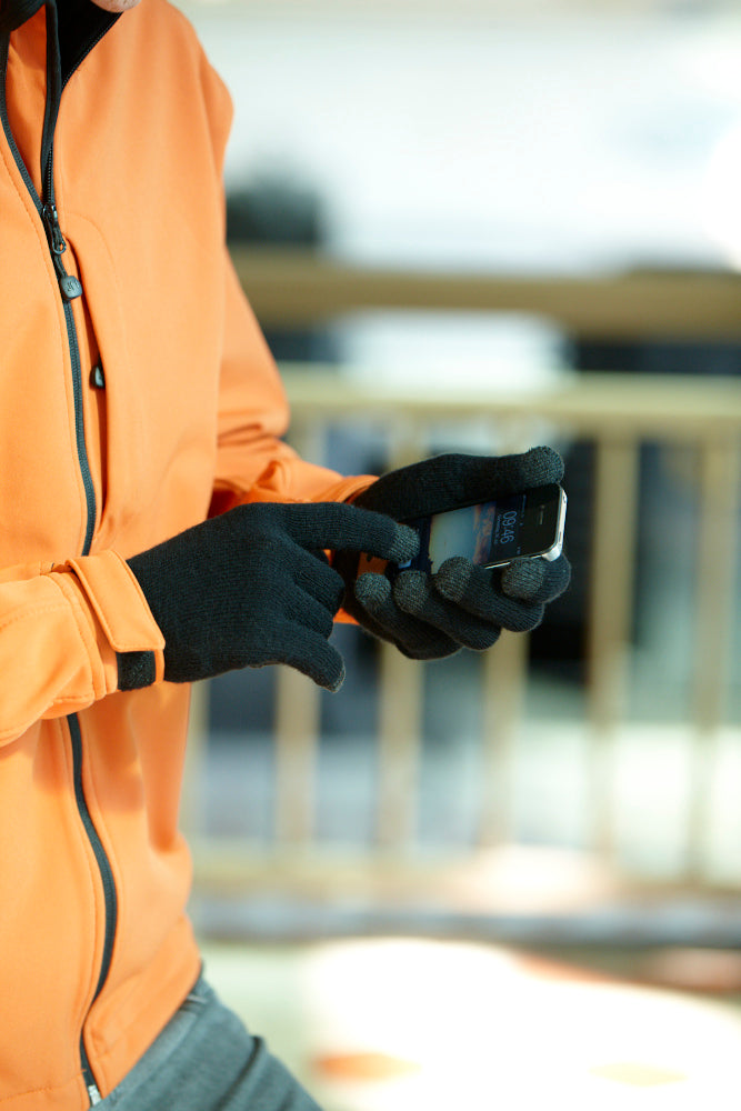 Touch-Screen Knitted Gloves
