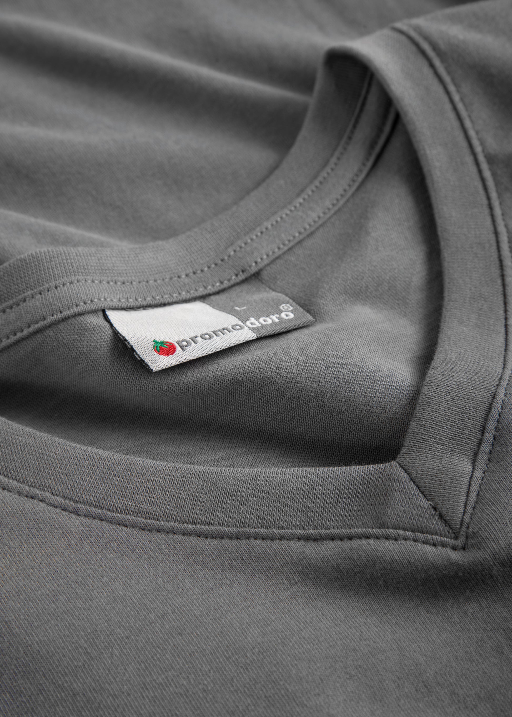 Premium V-Neck-T